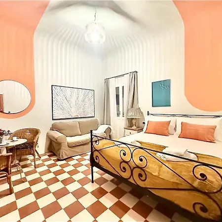 Raffaelli Travel Close San Frediano Florence