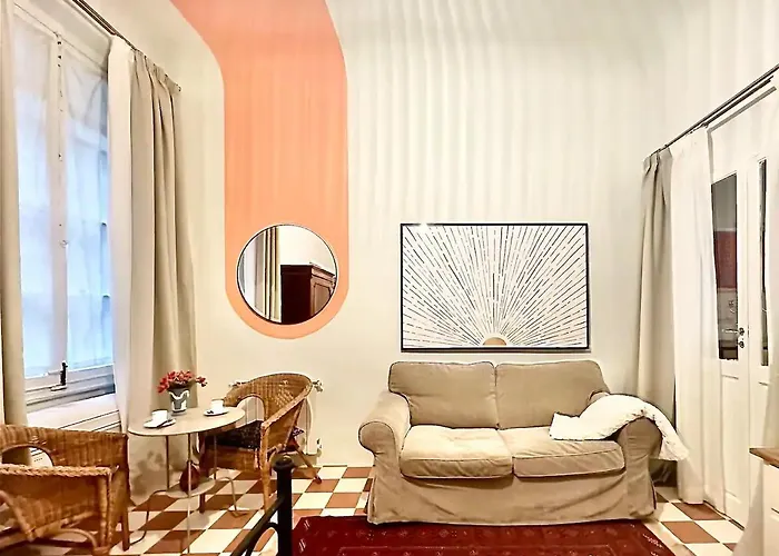 Raffaelli Travel Close San Frediano Firenze